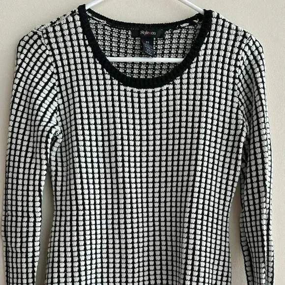Style & Co. Sweaters - Style & Co. Monochrome Grid Crew Neck Sweater